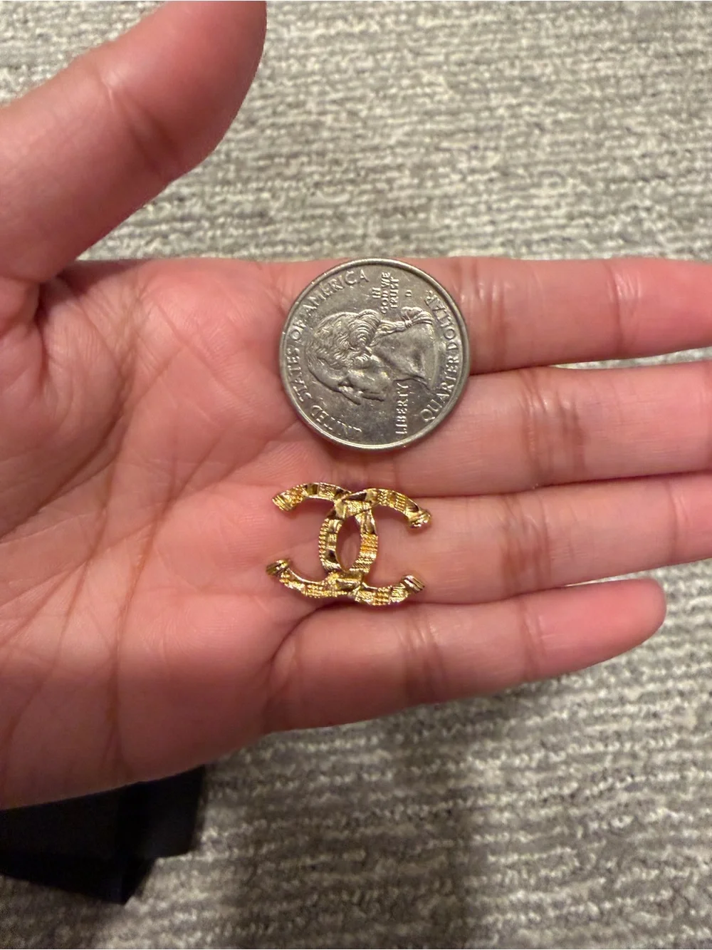 Chanel CC Stud Earrings in Gold